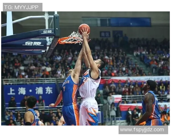 杭州篮球队强势领跑冠军赛积分榜积85分其他球队紧随其后竞争激烈